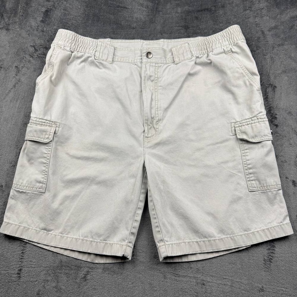 Roundtree & Yorke Cargo Shorts Mens 42W Khaki Elastic Waist Cotton Good